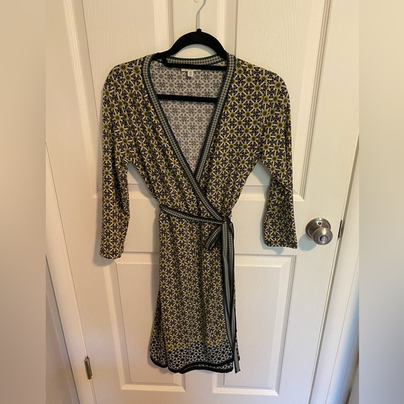 💛5/$25💛 Max Studio wrap Dress Size Small - Picture 1 of 2
